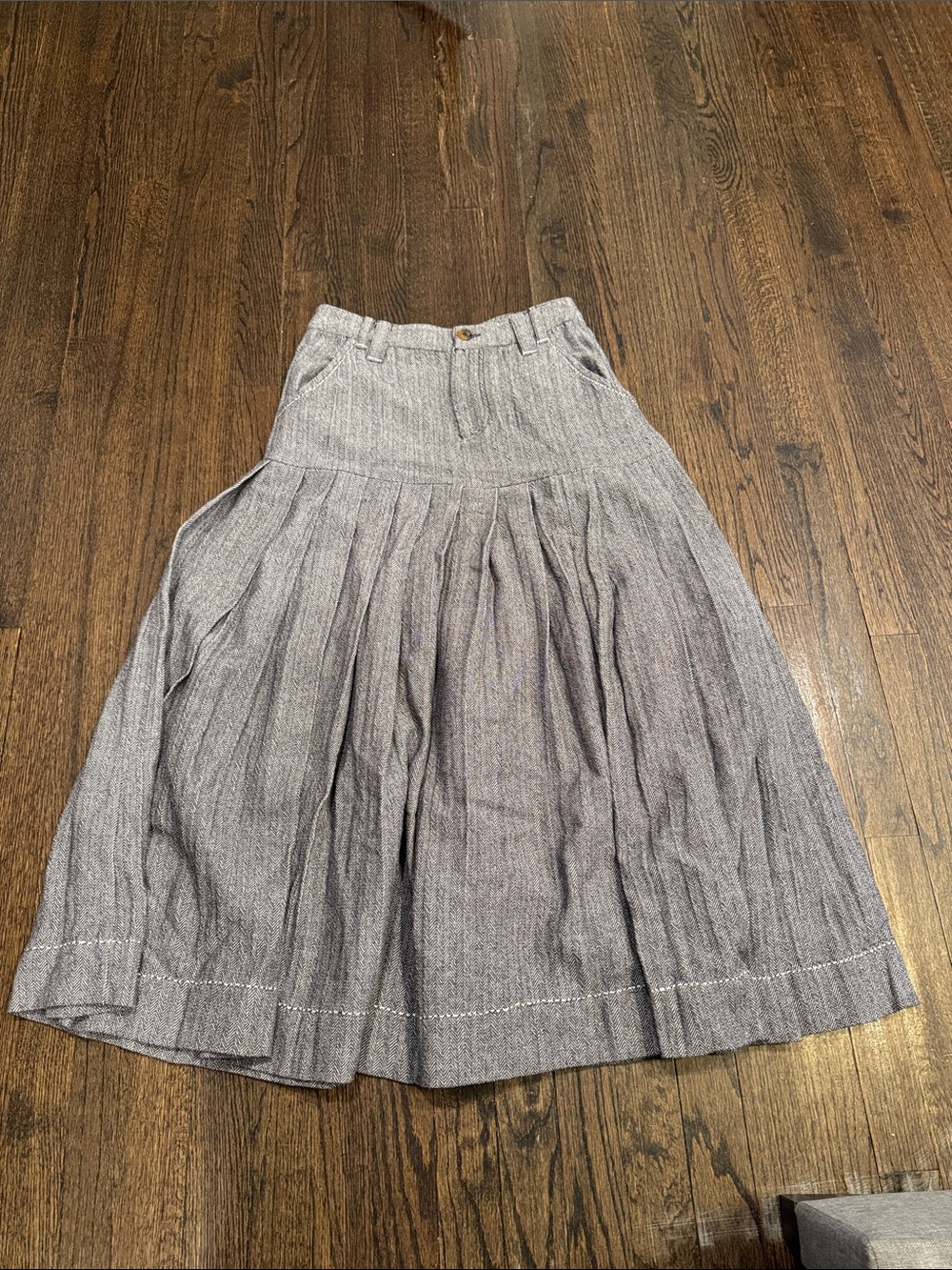 Free People Gray Pleated A-Line Midi Skirt